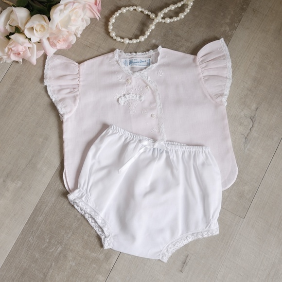 Feltman Brothers Baby Girls Floral Lace Diaper Set - Pink